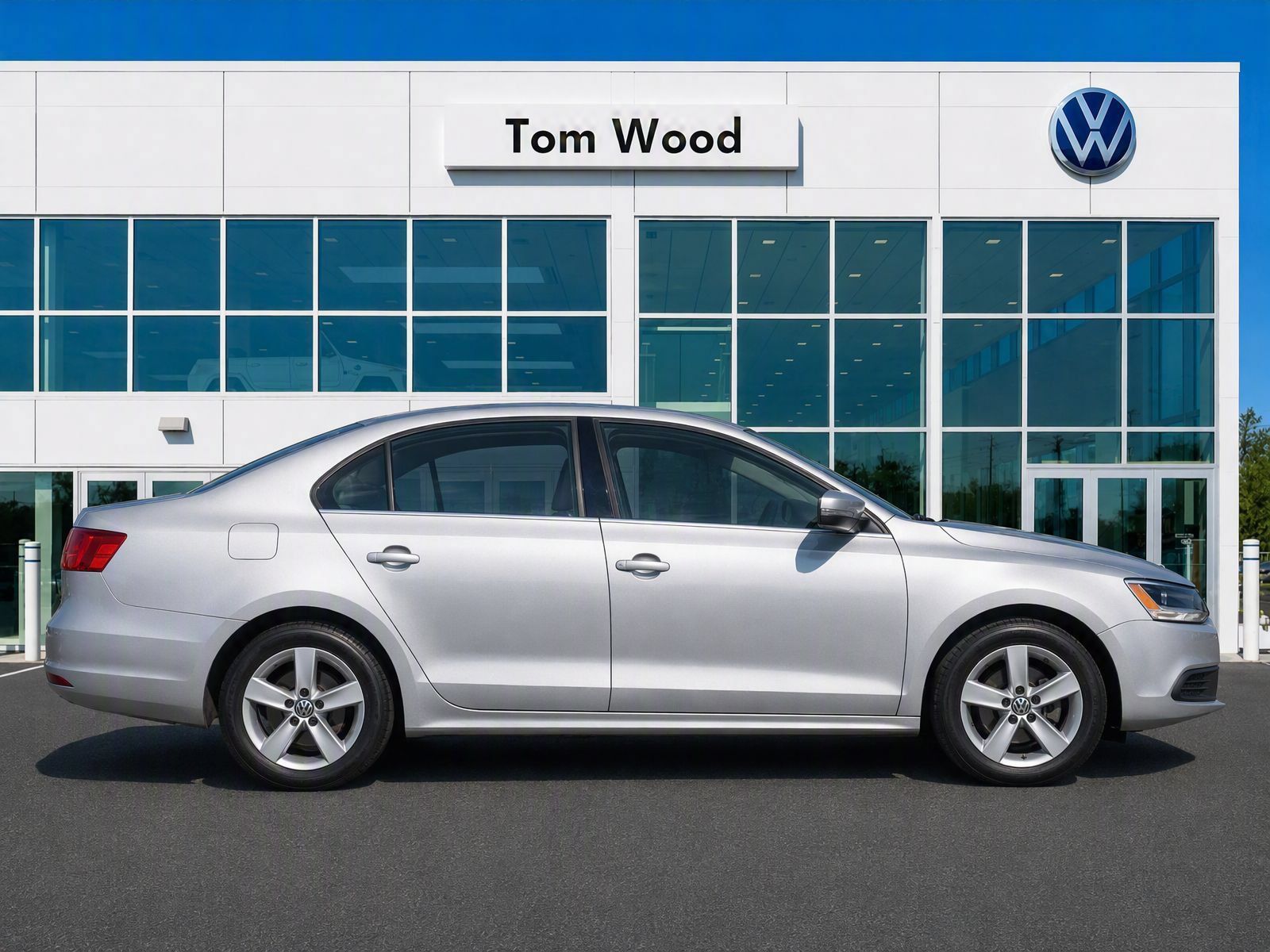 Used 2014 Volkswagen Jetta TDI FWD image 2