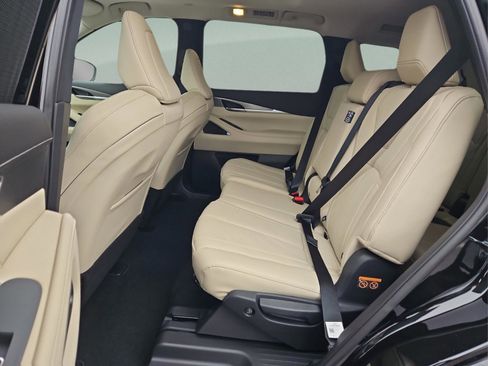 Used 2025 INFINITI QX60 Luxe image 11