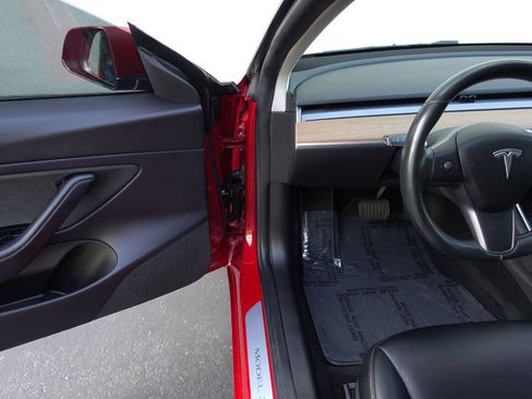 Used 2019 Tesla Model 3 Standard Range Plus RWD image 21