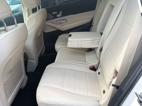 Used 2021 Mercedes-Benz GLS 450 4MATIC image 8
