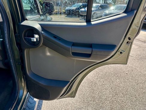 Used 2005 Nissan Xterra S w/ (P01) Power Pkg image 15