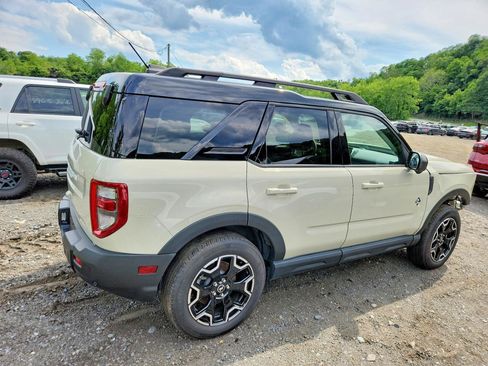 Used 2025 Ford Bronco Sport Outer Banks w/ Outer Banks Tech Package+ AWD/4WD image 5