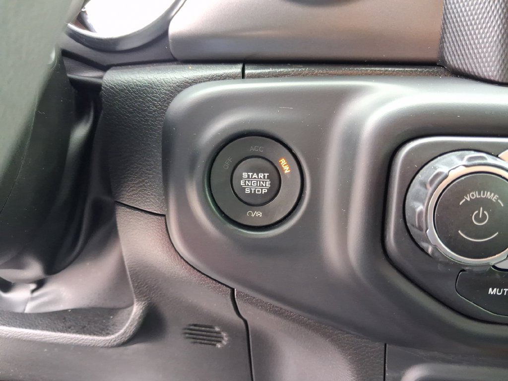 Used 2023 Jeep Wrangler Unlimited Sport AWD/4WD image 21