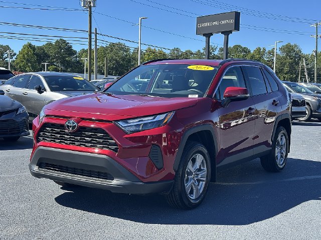 Certified 2025 Toyota RAV4 XLE w/ Convenience Package FWD image 4