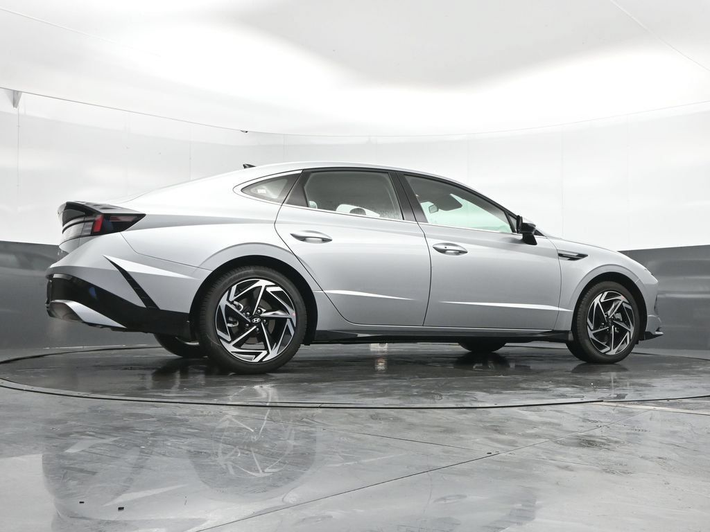 New 2026 Hyundai Sonata SEL FWD image 43