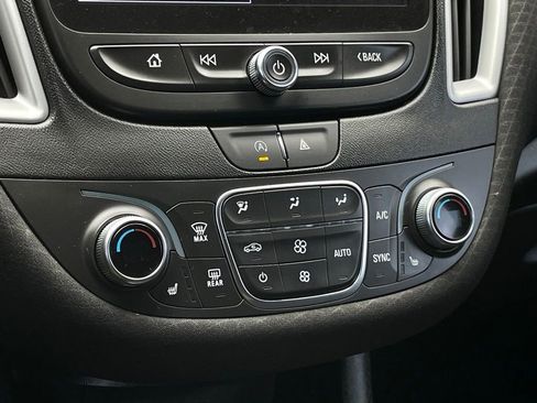 Used 2023 Chevrolet Malibu LT w/ Driver Confidence Package image 18