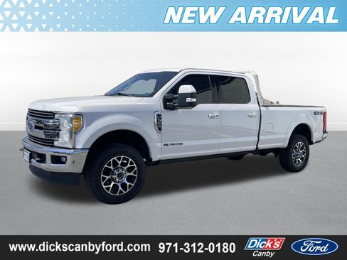 Used 2017 Ford F350 Lariat w/ Lariat Ultimate Package AWD/4WD image 5