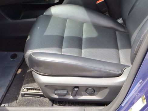 Used 2023 Nissan Rogue SV w/ SV Premium B Package FWD image 15