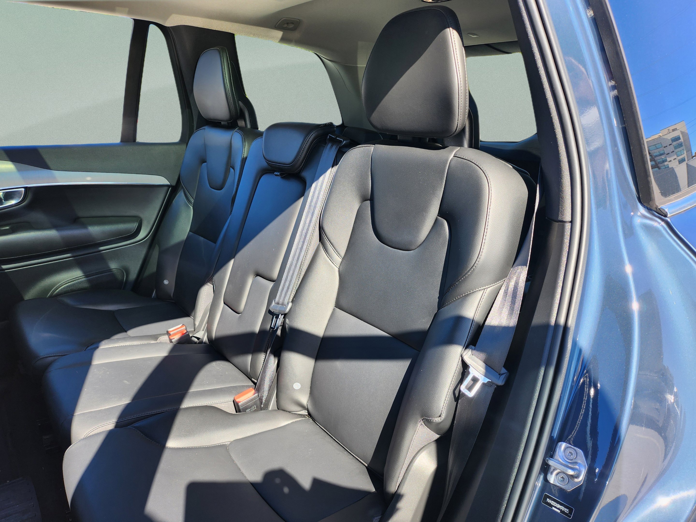 Used 2021 Volvo XC90 T5 Momentum w/ Climate Package FWD image 19