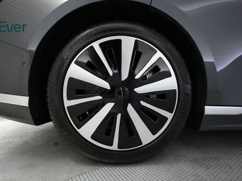 Used 2023 Lucid Air Grand Touring image 17