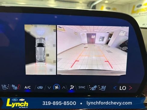 Used 2024 Chevrolet Traverse RS w/ LPO, Floor Liner Package image 4