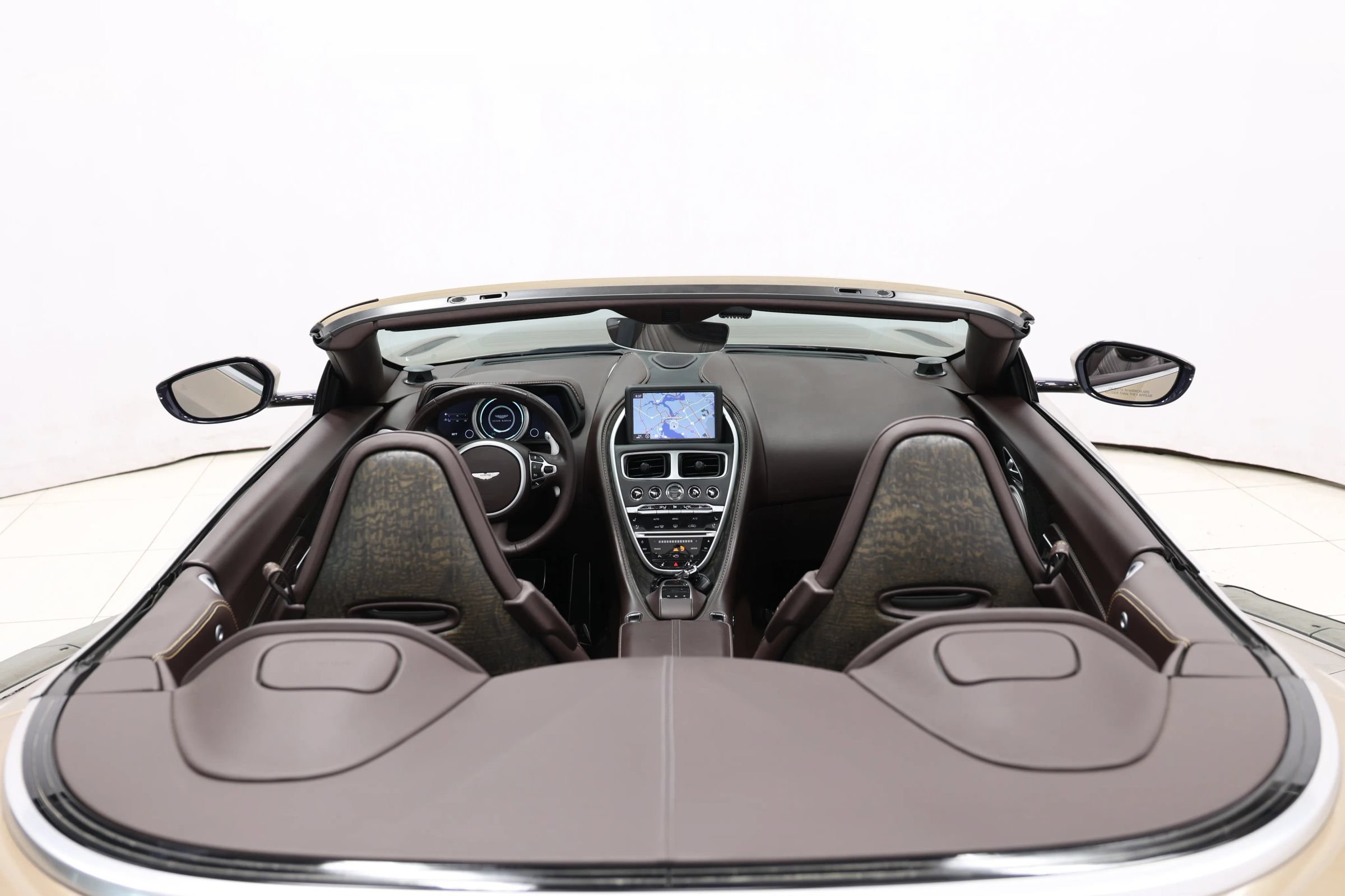 Used 2019 Aston Martin DB11 Volante RWD image 66