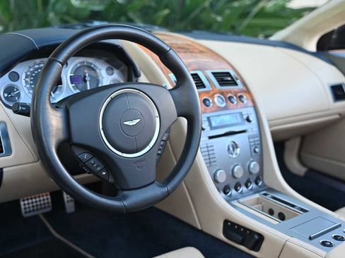 Used 2007 Aston Martin DB9 Volante image 23