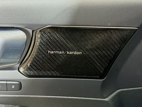 Used 2021 Volvo XC40 T5 R-Design w/ Advanced Package image 20