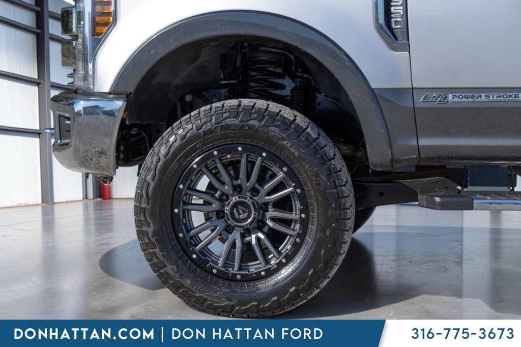 Used 2019 Ford F350 Lariat w/ Lariat Ultimate Package AWD/4WD image 29