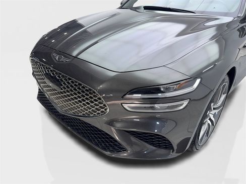 Used 2025 Genesis G70 2.5T image 16