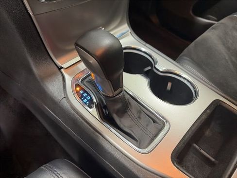 Used 2018 Jeep Grand Cherokee Altitude image 16