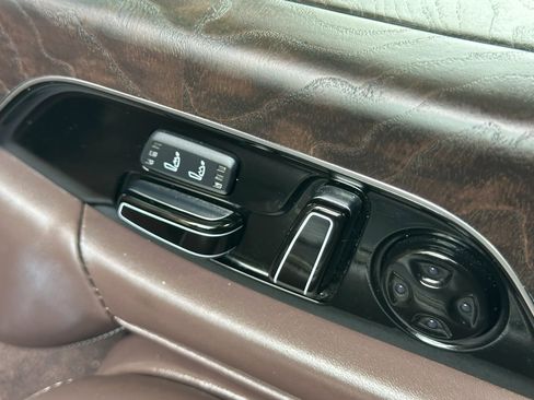 Used 2016 Audi A8 L 4.0T image 31