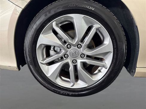 Used 2019 Honda Accord LX image 20
