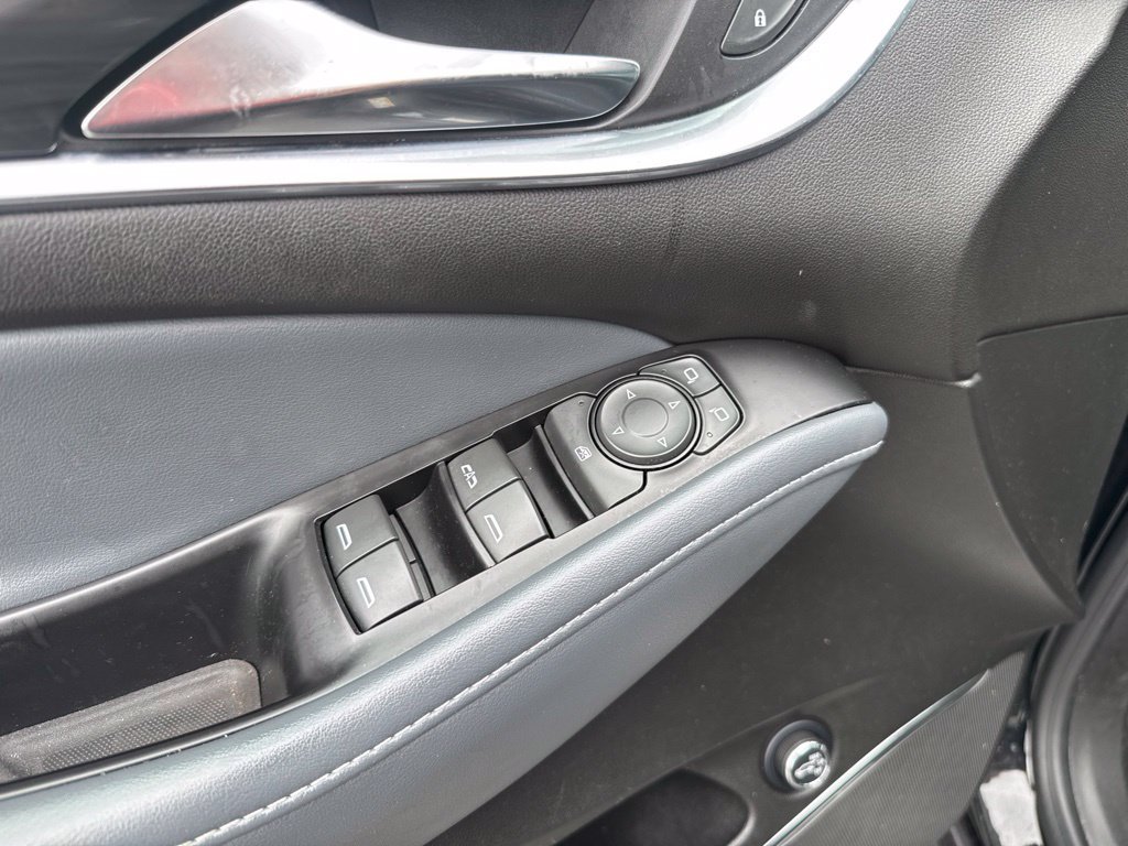 Used 2023 Buick Enclave Essence FWD image 29