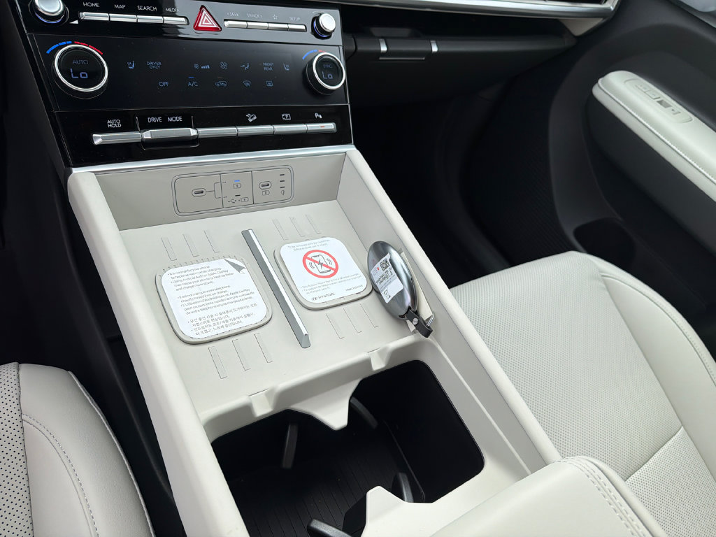 New 2027 Hyundai Santa Fe SEL FWD image 32