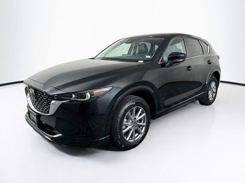 Used 2024 MAZDA CX-5 AWD 2.5 S w/ Preferred Package image 3