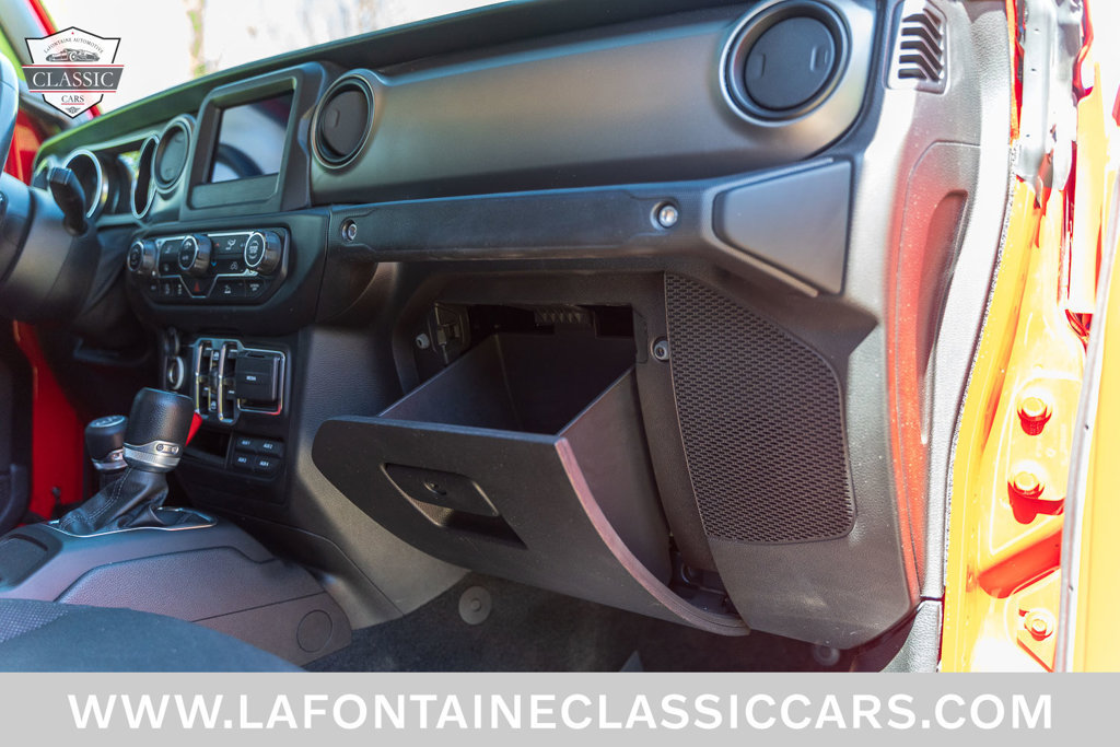Used 2020 Jeep Gladiator Sport w/ Technology Group AWD/4WD image 55