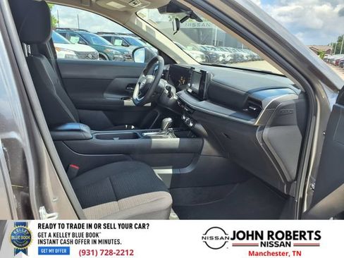 Certified 2025 Nissan Kicks S FWD image 19