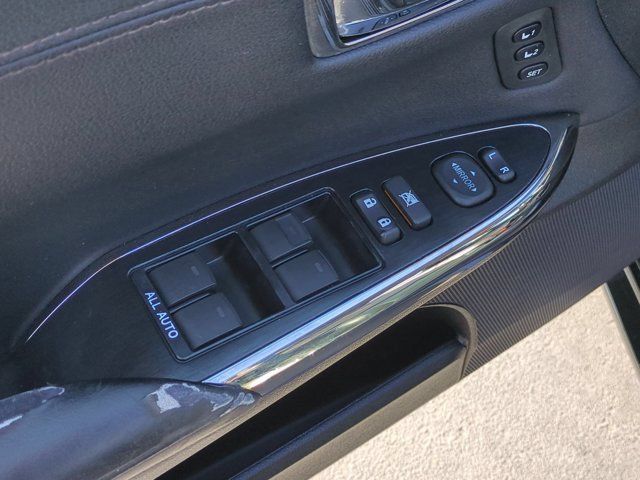 Used 2018 Toyota Avalon XLE Premium w/ All Weather Liner Package FWD image 15
