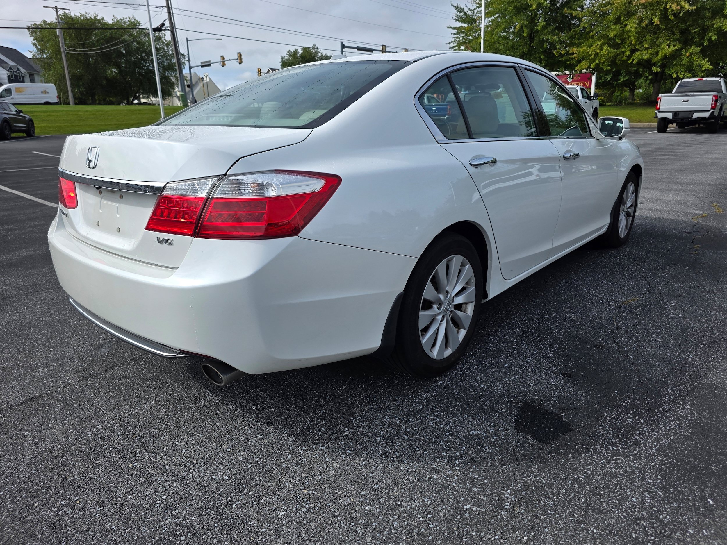 Used 2015 Honda Accord EX-L image 5