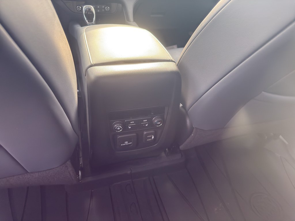 Used 2020 Buick Enclave Premium w/ Sun and Sites Package AWD/4WD image 9