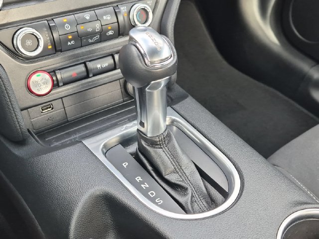 Used 2019 Ford Mustang GT RWD image 12