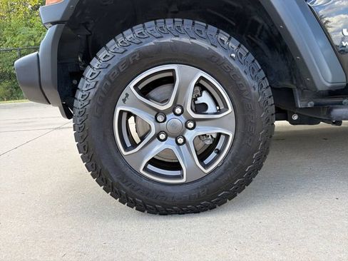 Used 2018 Jeep Wrangler Unlimited Sport S AWD/4WD image 9