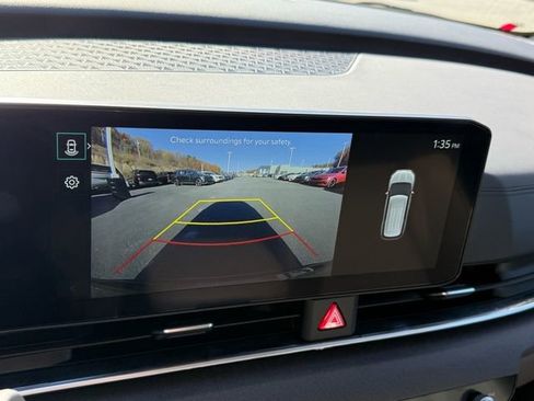 New 2026 Kia Carnival EX image 25