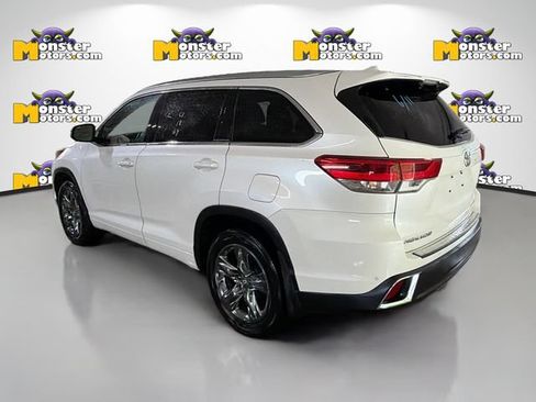 Used 2018 Toyota Highlander Limited AWD/4WD image 6