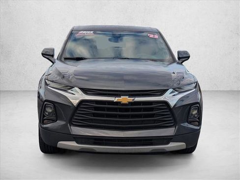 Used 2022 Chevrolet Blazer LT image 2