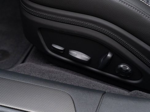 Used 2025 Porsche Panamera Turbo image 16