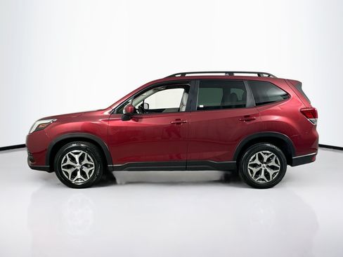 Used 2023 Subaru Forester Premium AWD/4WD image 8
