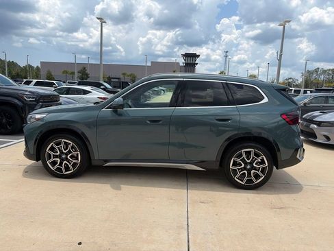 Used 2025 BMW X1 xDrive28i AWD/4WD image 4