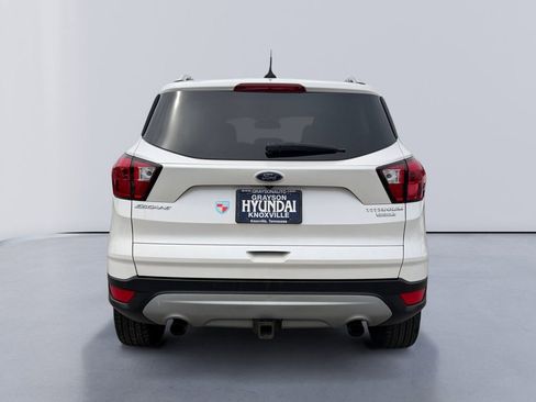 Used 2019 Ford Escape Titanium FWD image 4