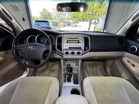 Used 2005 Toyota Tacoma PreRunner RWD image 17