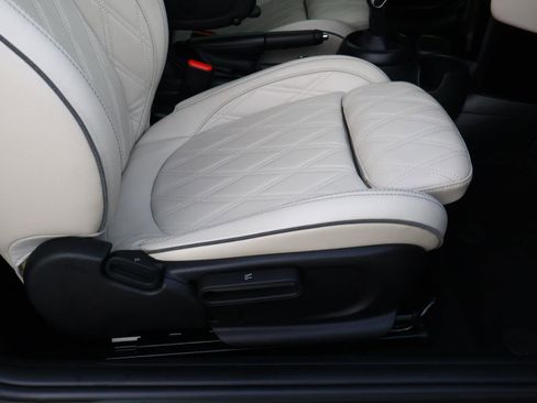 Used 2023 MINI Cooper S image 16