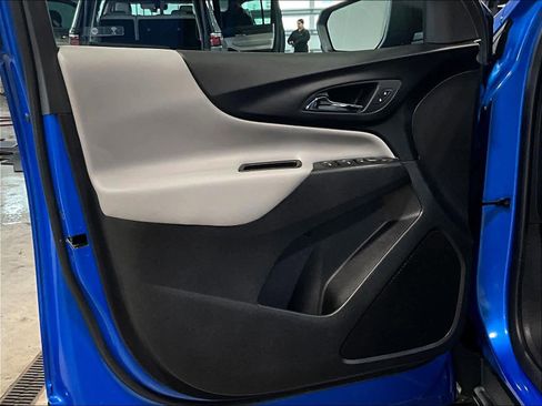 Used 2024 Chevrolet Equinox LS image 9