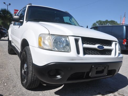 Used 2004 Ford Explorer Sport Trac XLT image 31