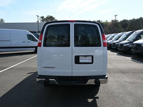 Used 2024 Chevrolet Express 2500 w/ Driver Convenience Package image 26