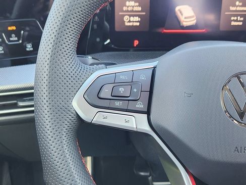 New 2026 Volkswagen GTI SE FWD image 16