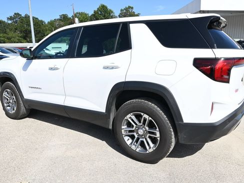Used 2026 GMC Terrain Elevation FWD image 4