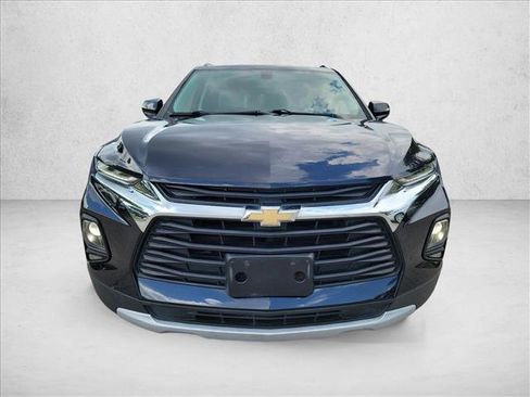 Used 2020 Chevrolet Blazer LT FWD image 2