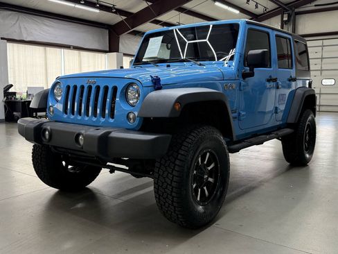 Used 2018 Jeep Wrangler Unlimited Sport S AWD/4WD image 6