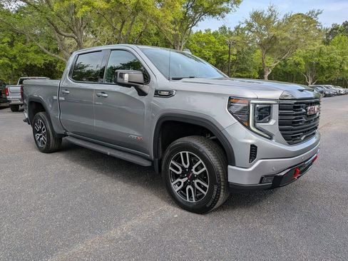 Used 2023 GMC Sierra 1500 AT4 w/ AT4 Premium Package AWD/4WD image 2